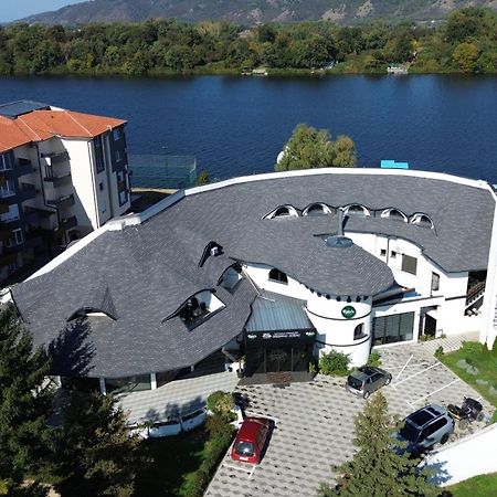 Prenociste Srebrno Jezero Hotel เวลิโก กราดิชเต ภายนอก รูปภาพ