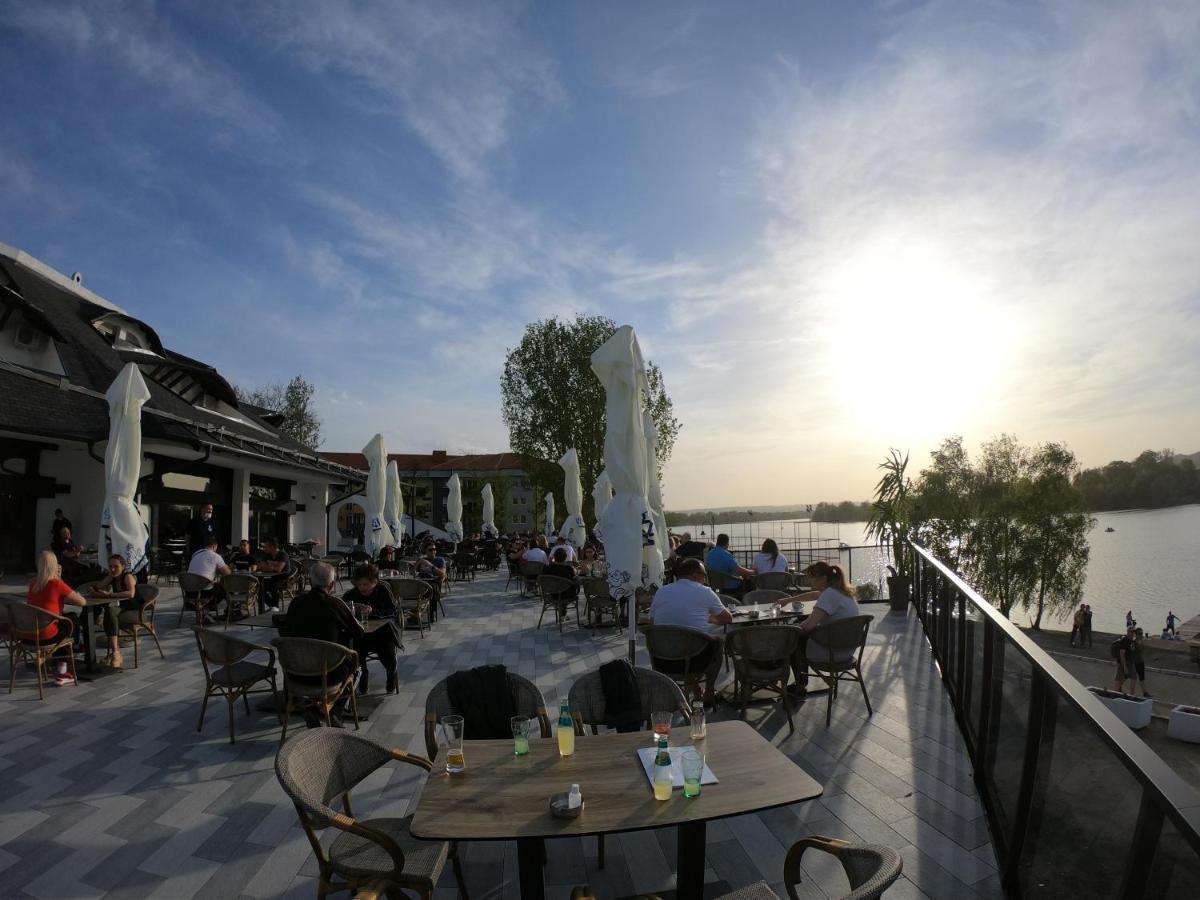 Prenociste Srebrno Jezero Hotel เวลิโก กราดิชเต ภายนอก รูปภาพ