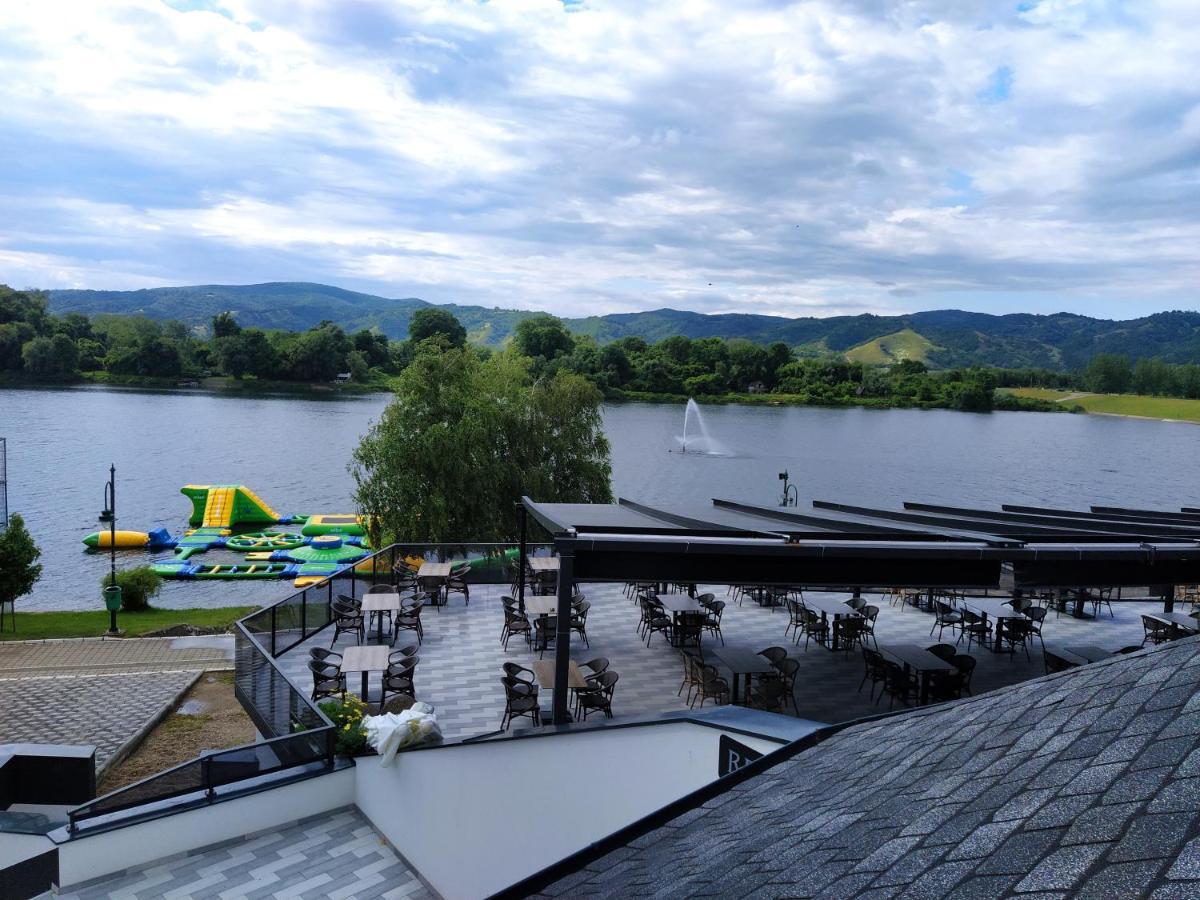 Prenociste Srebrno Jezero Hotel เวลิโก กราดิชเต ภายนอก รูปภาพ