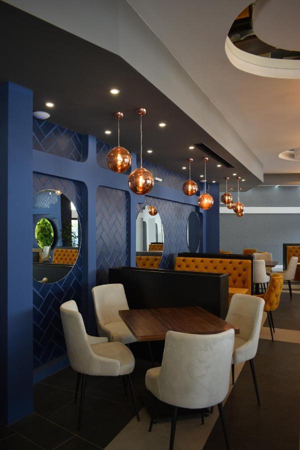 Prenociste Srebrno Jezero Hotel เวลิโก กราดิชเต ภายนอก รูปภาพ