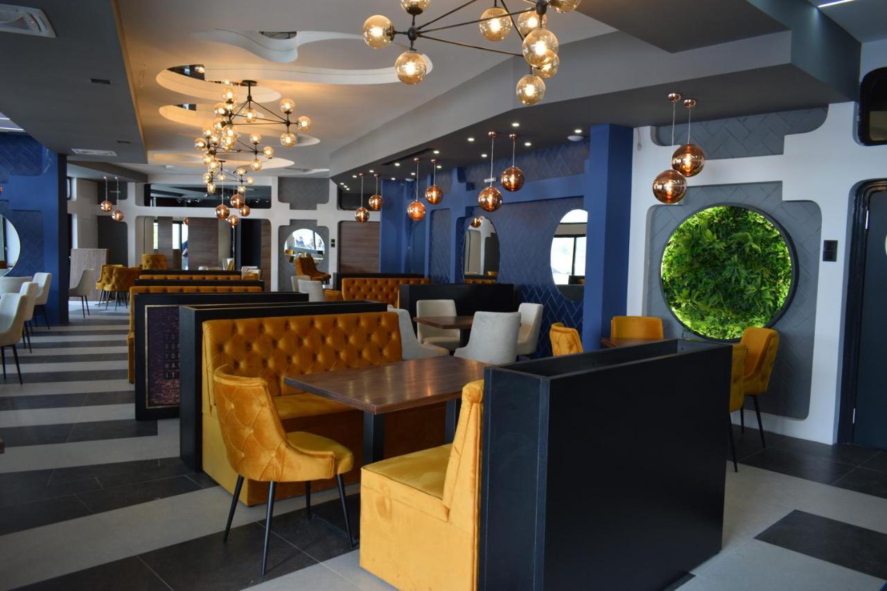 Prenociste Srebrno Jezero Hotel เวลิโก กราดิชเต ภายนอก รูปภาพ