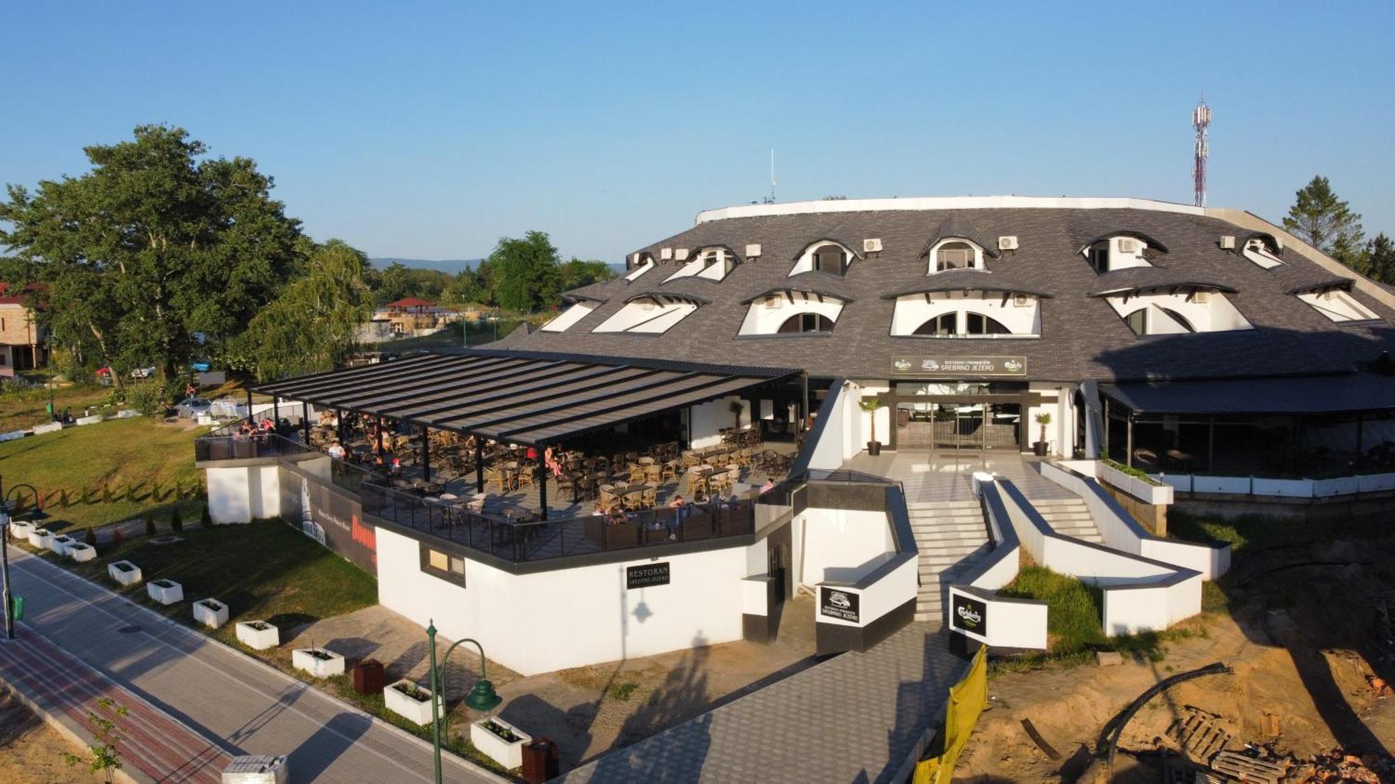 Prenociste Srebrno Jezero Hotel เวลิโก กราดิชเต ภายนอก รูปภาพ