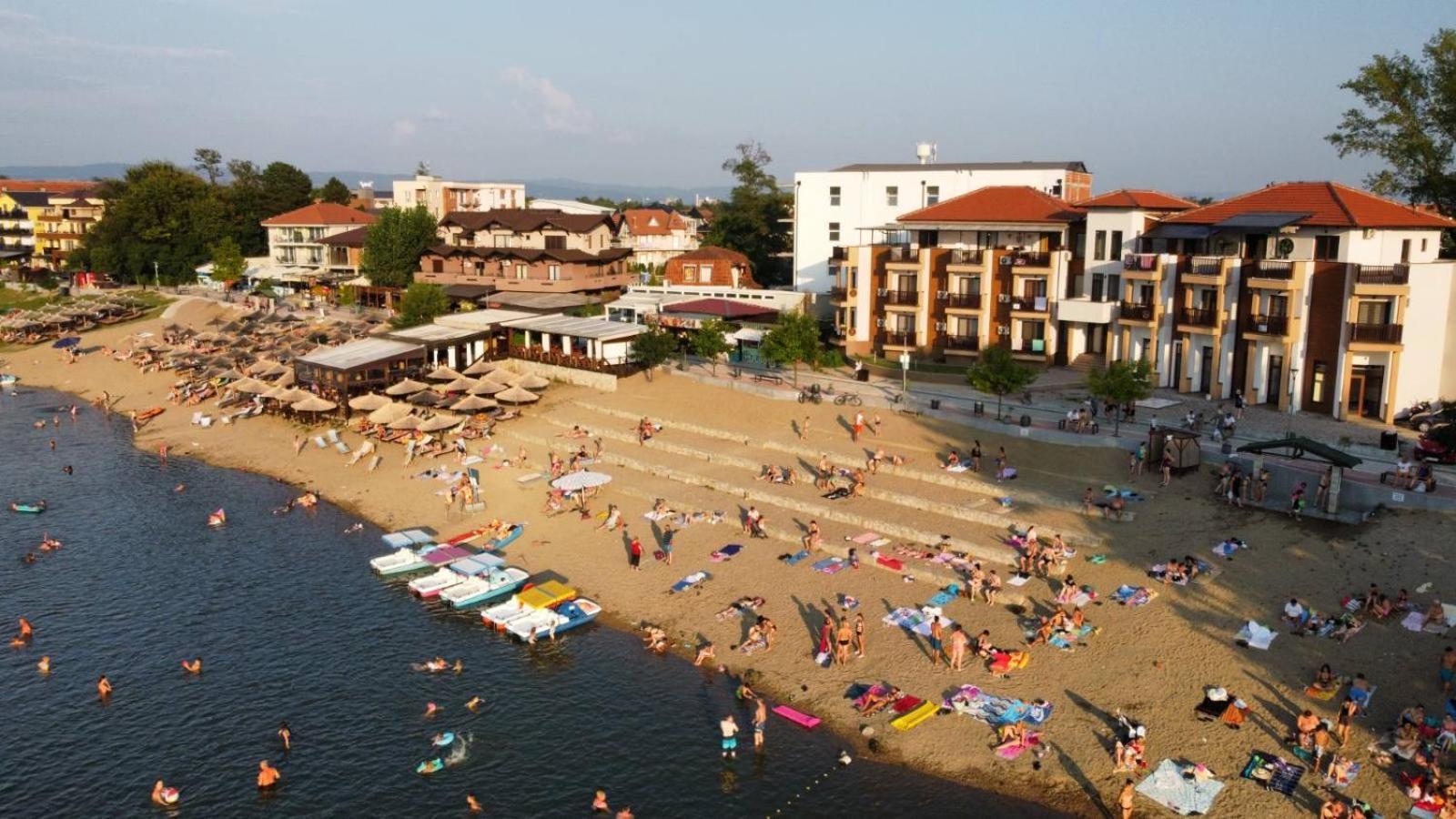 Prenociste Srebrno Jezero Hotel เวลิโก กราดิชเต ภายนอก รูปภาพ